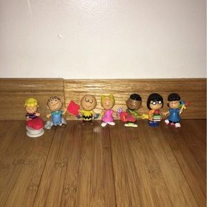Peanuts Charlie Brown & Friends Toys Bundle